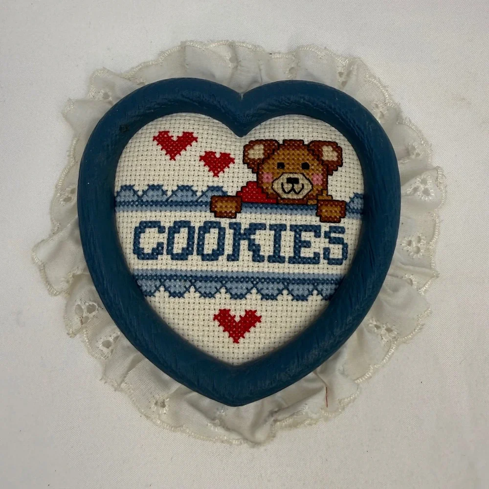 Vintage Handmade Cross Stitch Heart Teddy Bear Cookies Jar Lid Eyelet Lace Blue